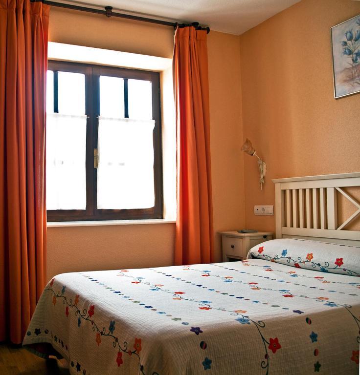 Posada Playa De Langre Langre  Room photo